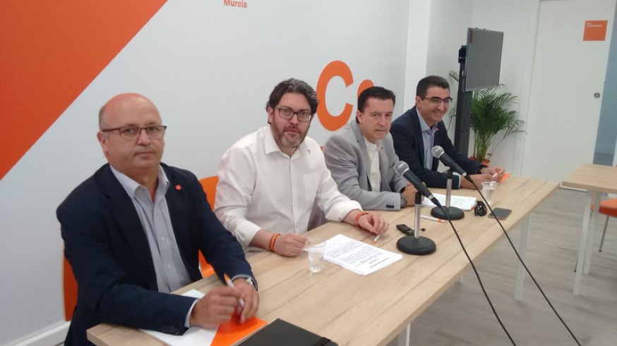 Los diputados de Ciudadanos hacen balance del 'curso'. Foto Ciudadanos