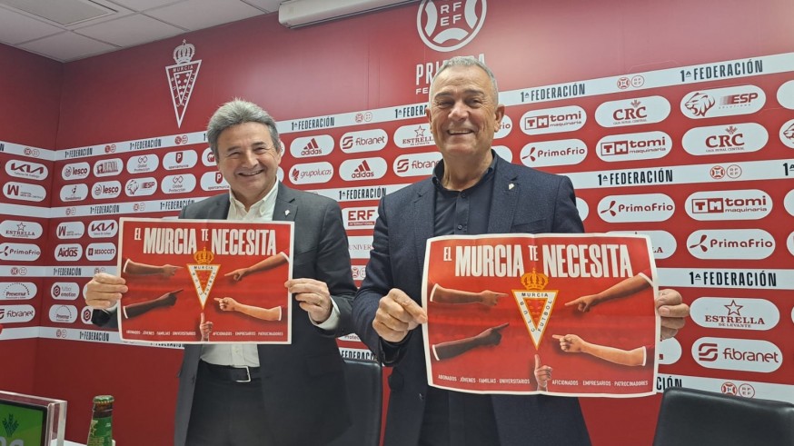 Moreno y Ramos escenifican su unión: "Seremos un equipo que quiere hacer grande el Real Murcia"