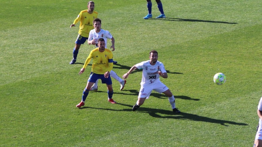 Rafa López, en un lance del partido frente al Cádiz B