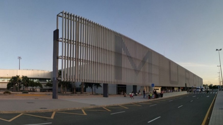 Ligero incremento de pasajeros en el Aeropuerto de Corvera en el primer semestre del año