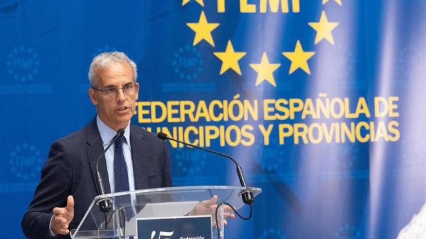 Luis Martínez Sicluna: "La reforma del sistema de financiación autonómico debe llevarse a la par del sistema de financiación local"