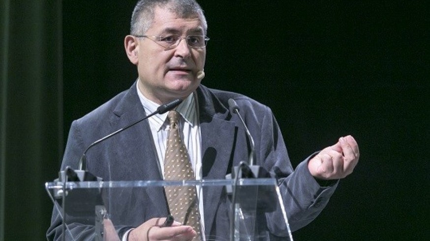 Ricard Martínez : "Las plataformas digitales tienen el deber de vigilancia, control y de análisis de riesgos"