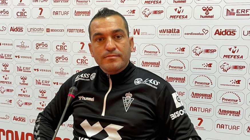 Adrián Hernández: "Tenemos que conectar rápido para traernos los tres puntos de El Ejido"