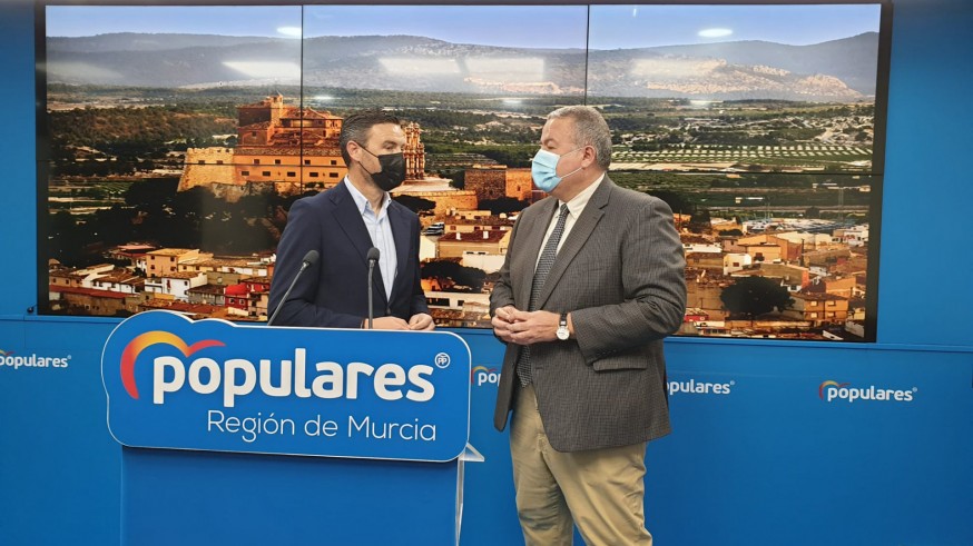 García y Bernabé en la sede regional del PP. ORM