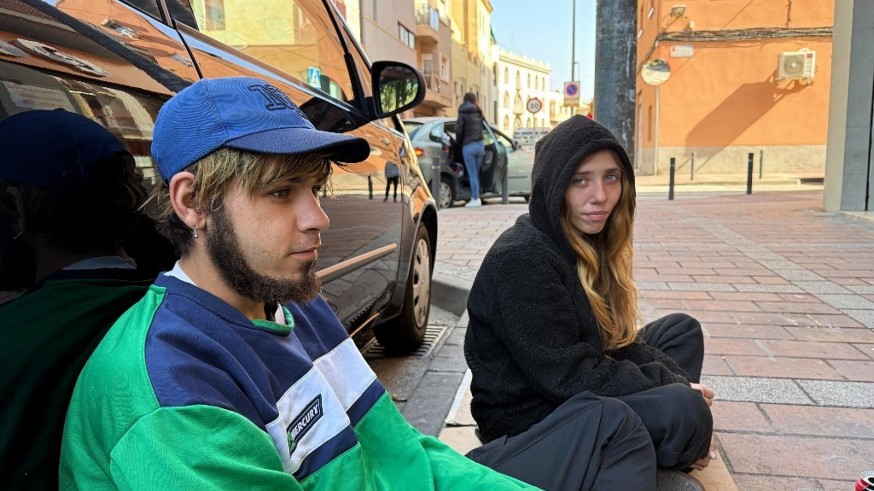 Personas que cuentan. José Antonio y Pilar, dos jóvenes en la calle