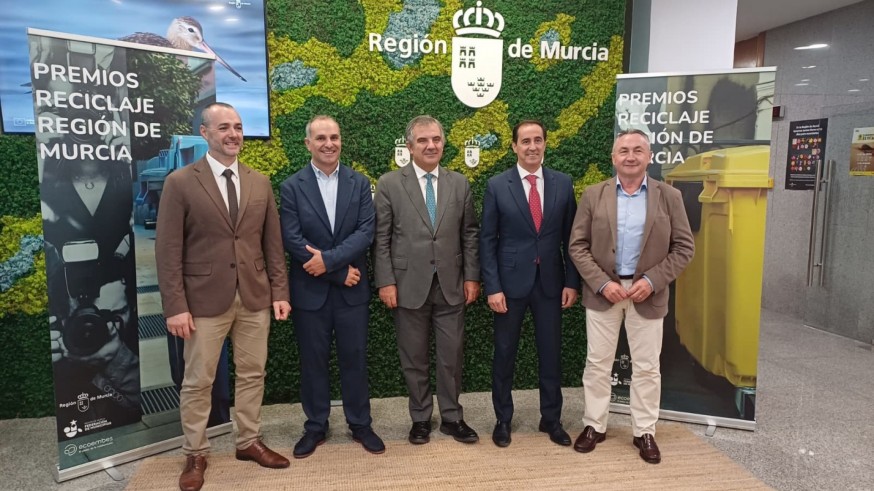 La Región de Murcia aumenta un 6% la recogida selectiva de envases y papel con 28.000 toneladas
