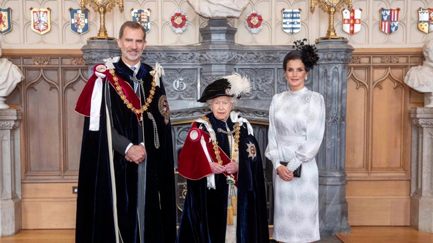 Reino Unido invita al rey emérito al funeral de Isabel II