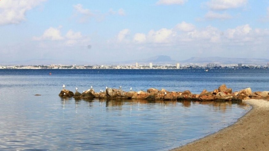 El IEO dice que el Mar Menor está más alterado pero admite una mejora en los parámetros de la calidad del agua