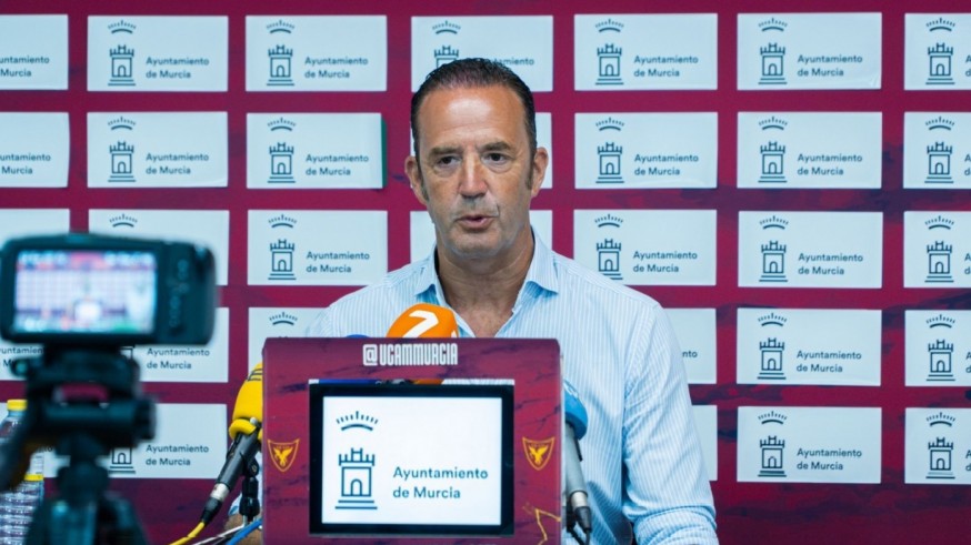 Garrido: "El club aporta para que el viaje sea un poco más económico"