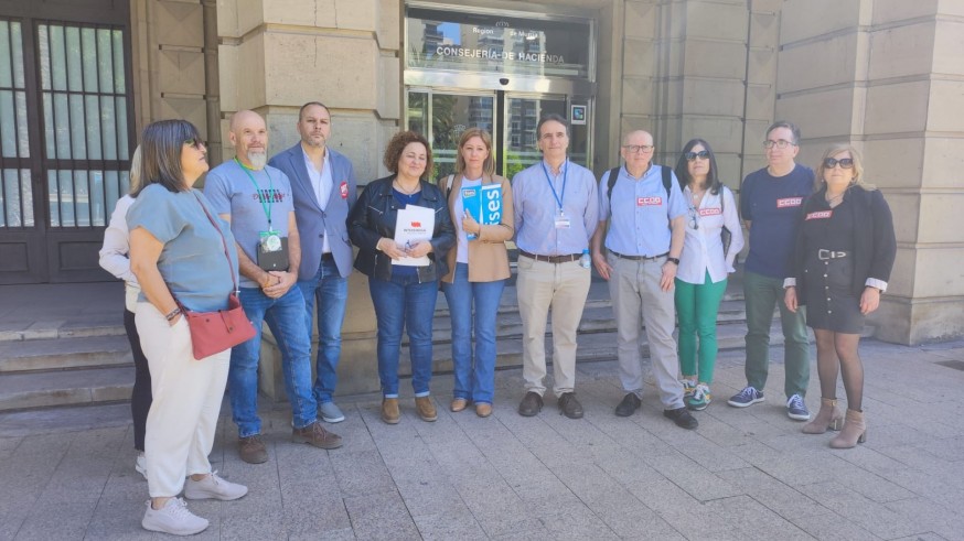 Antes del verano comenzarán las negociaciones para implantar la carrera profesional a 27.000 funcionarios en la Región 