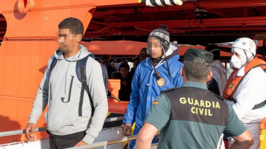 Cuatro de los inmigrantes llegados en patera este fin de semana dan positivo en coronavirus