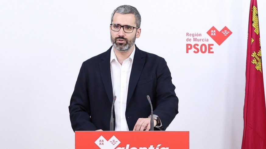 Lucas pide reunirse con López Miras para buscar "acuerdos" 