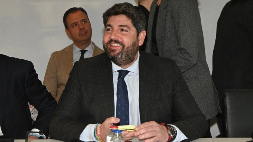 López Miras pide prudencia en la política exterior