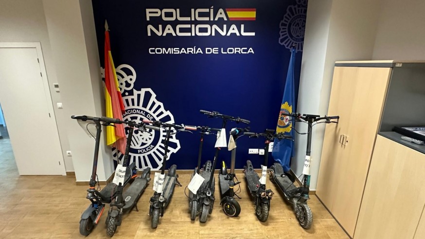 Localizan ocho patinetes eléctricos recuperados en Lorca