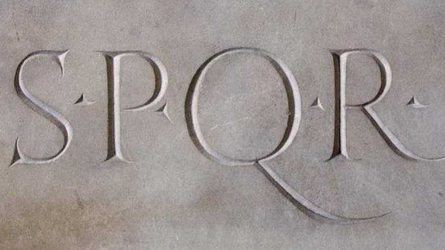 VIVA LA RADIO. Murcia Año 2771. SPQR “Sono Pazzi Questi Romani” (“Están locos estos romanos”)