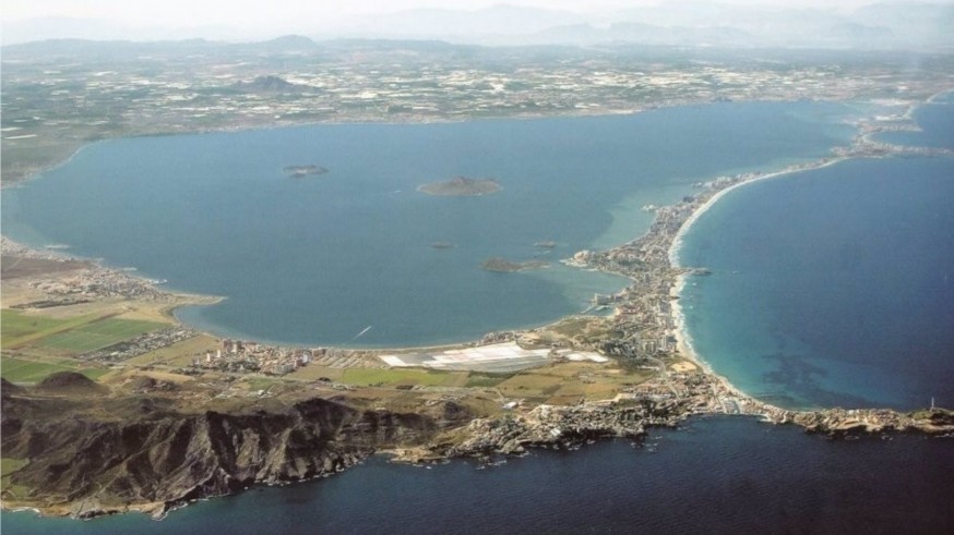 El Mar Menor tiene un punto de hipoxia continuada