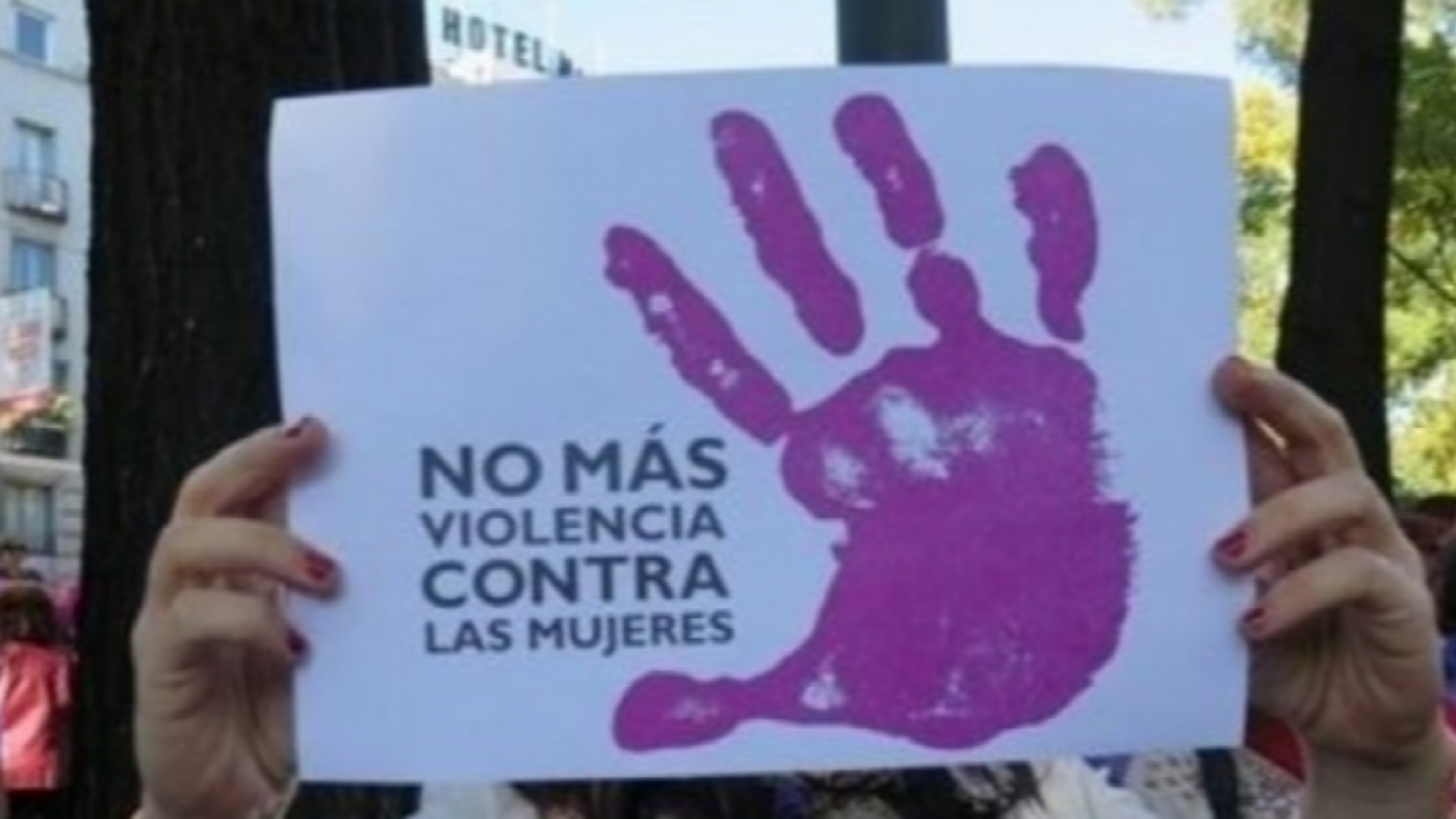 Cartel contra la violencia machista. EUROPA PRESS