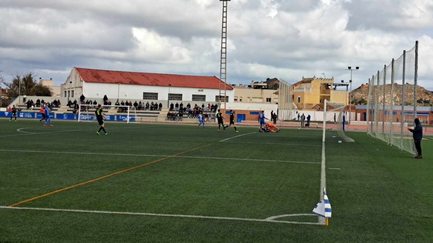 El Molinense se aprovecha de una Unión en caída libre (0-2)