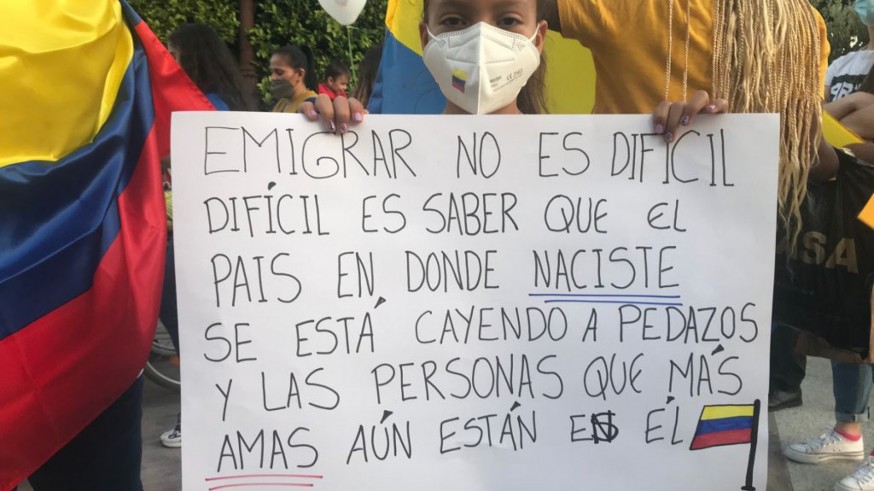 Los colombianos protestan en Murcia contra la represión policial en su país