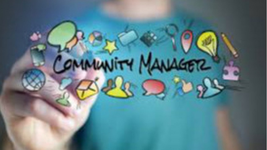 LA ÚLTIMA NOCHE. Community Manager una profesión con futuro