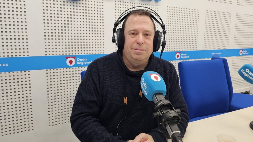 Vamos al cine con Antonio Rentero. Aida llega al cine