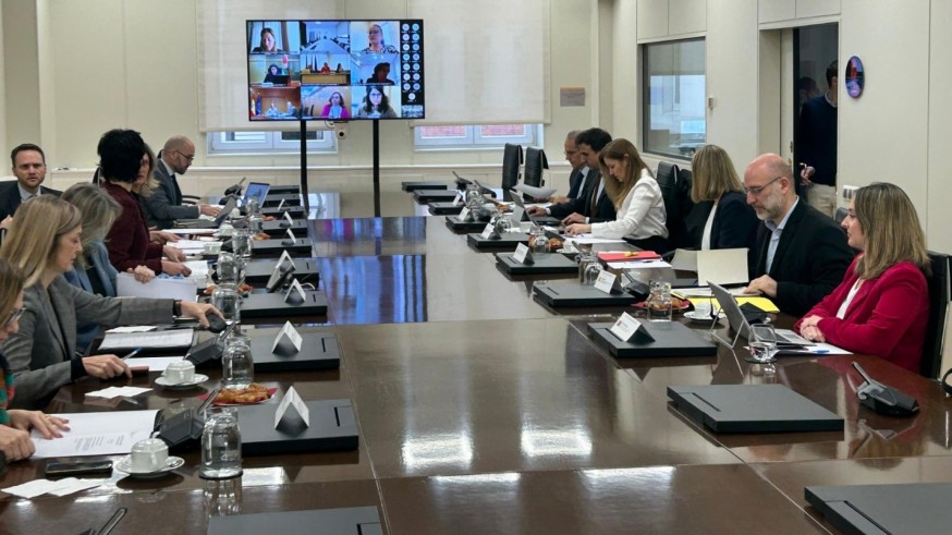 Sin acuerdo en la sectorial de Inmigración y con acusaciones de la ministra a Feijóo por no poner límites a Mazón