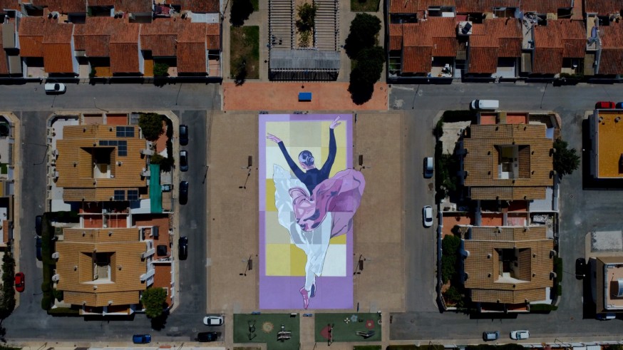 El mural 'Aire', del artista mazarronero Sbah, compite por ser el mejor mural del mundo de 2024