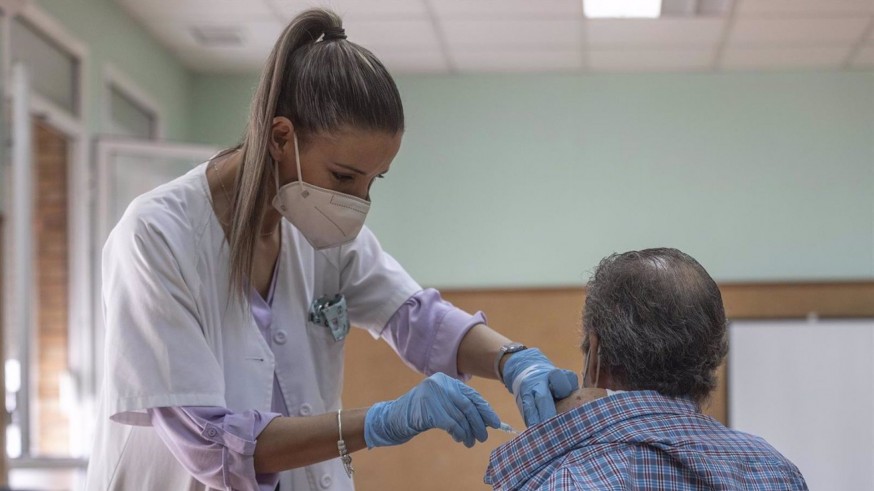 Las enfermeras pueden dispensar medicamentos suscritos a prescripción médica