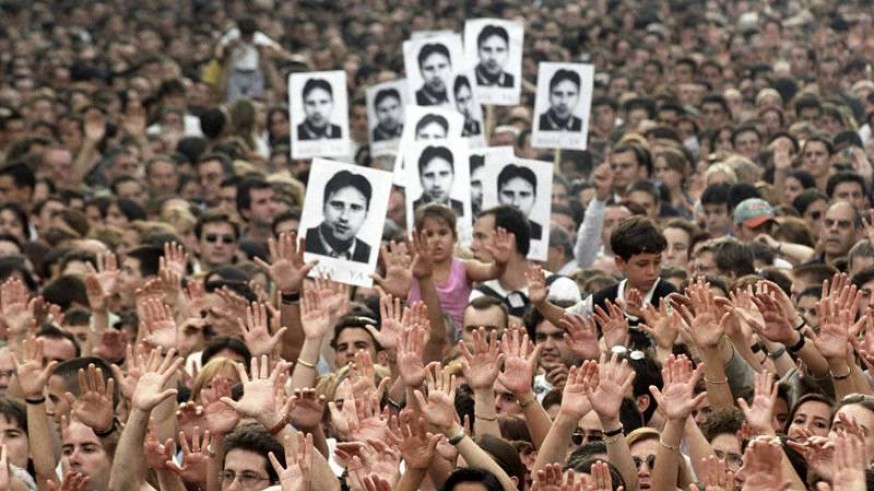 Manifestación por el secuestro de Miguel Ángel Blanco