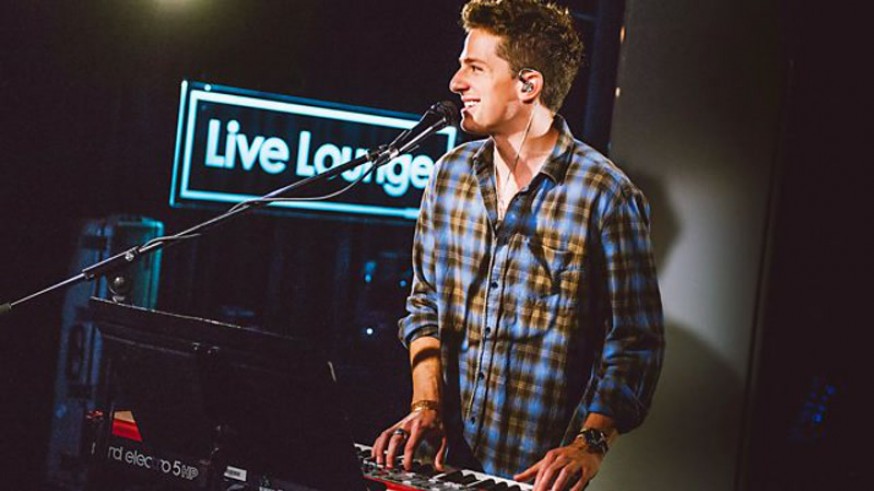 LA RADIO DEL SIGLO. Duelo musical. Charlie Puth, LA (M.O.D.A.) y Robert Fripp 