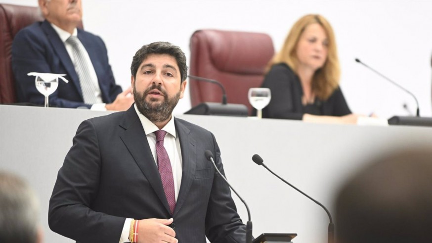 López Miras comparecerá a petición propia en el Pleno del próximo martes