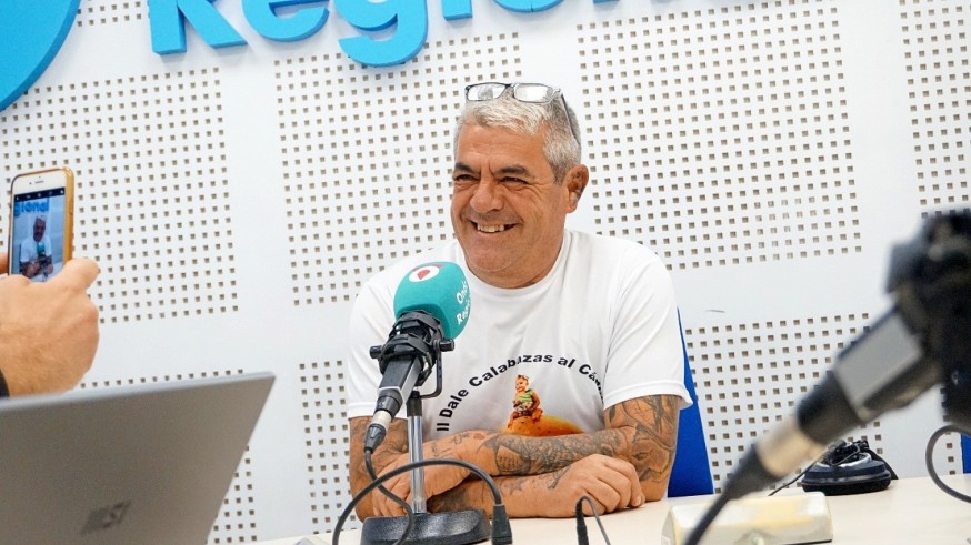 Con Antonio Moreno 'El Cura' hablamos de la III gala benéfica 'Dale Calabazas al Cáncer' en Abarán