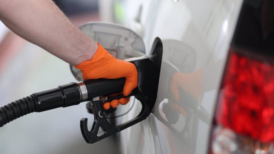 El precio de los combustibles se va a mantener estable durante Semana Santa