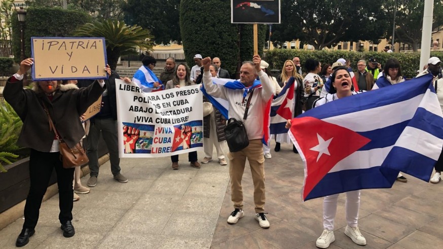 Convocan en Murcia una manifestación contra el embargo de Estados Unidos a Cuba