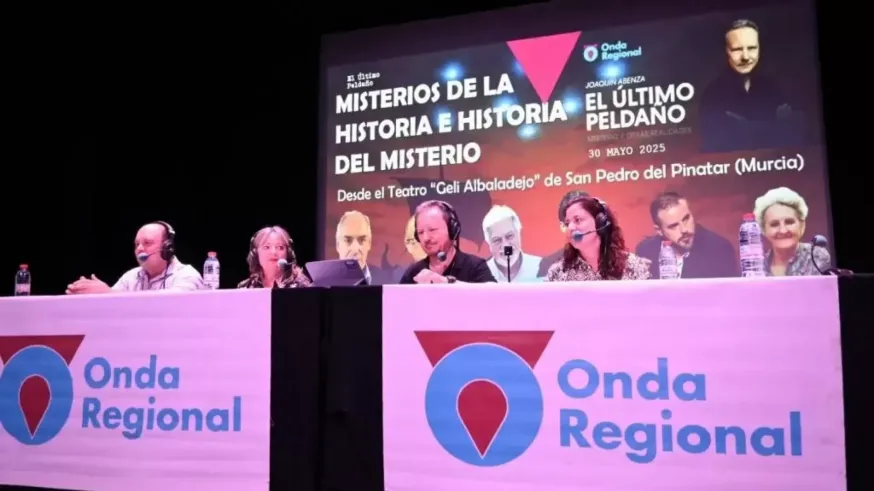 Misterios de la Historia e Historia del Misterio