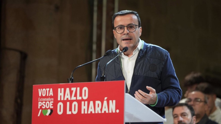 Gallardo dimite como secretario general, pero mantiene el acta de diputado