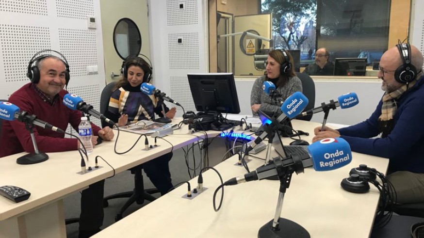 Tertulia en los estudios de ORM