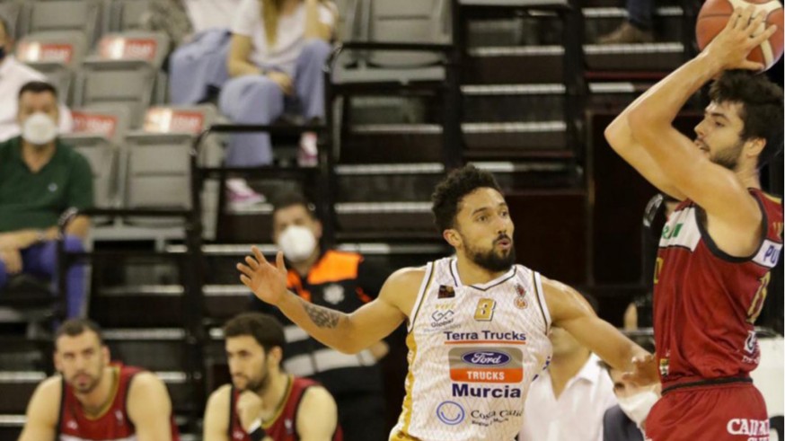 El Real Murcia Basket cae en Granada y queda eliminado de la lucha por el ascenso a la ACB