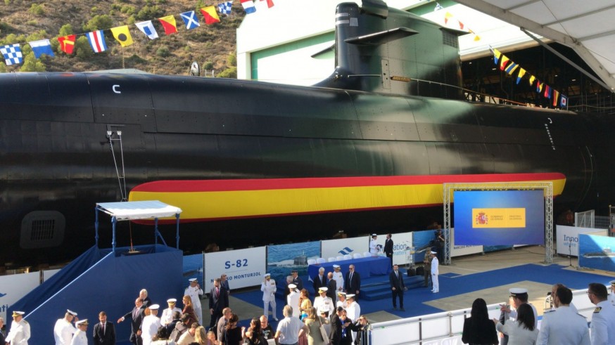 Cartagena acoge la puesta a flote del submarino S-82 Narciso Monturiol