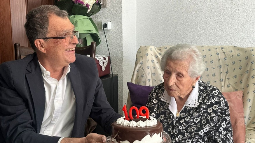 La 'abuela de Espinardo', la mujer más longeva de Murcia, cumple 109 años