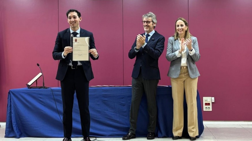 La Región pagará la subida salarial a los funcionarios este mes