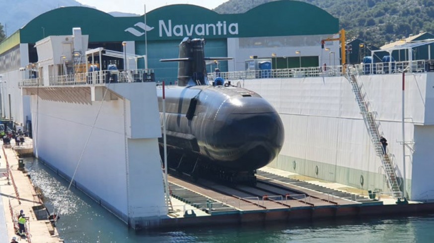 El submarino "Isaac Peral" en el digue flotante de Navantia