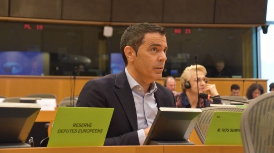 Europa sigue investigando las balsas de Zinsa pese al voto en contra del PP