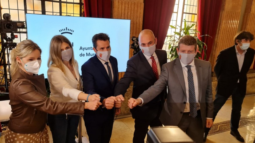 Los concejales de Cs en Murcia junto a Ana Martínez Vidal