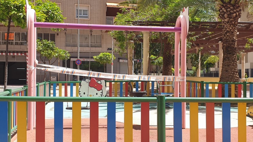 Los 600 parques infantiles de los barrios y pedanías de Murcia reabren este lunes