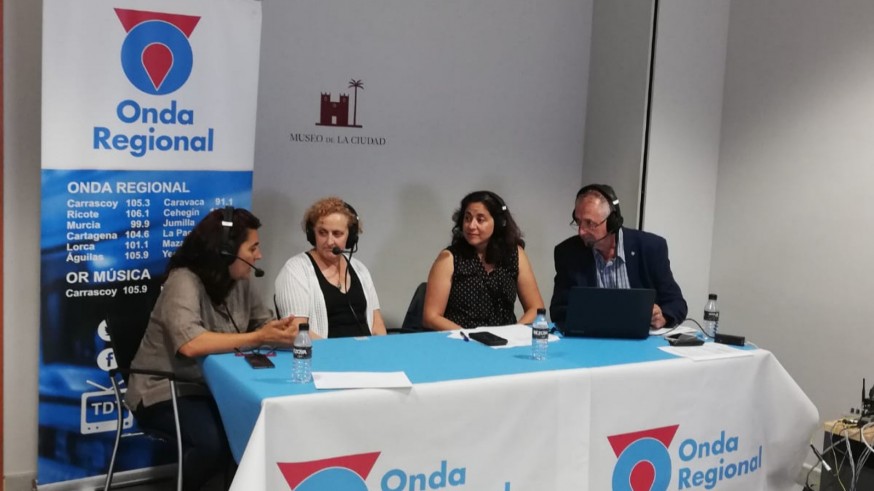 Clara Alarcón, Consuelo Oñate, Marta Ferrero y Miguel Massotti en Onda Regional