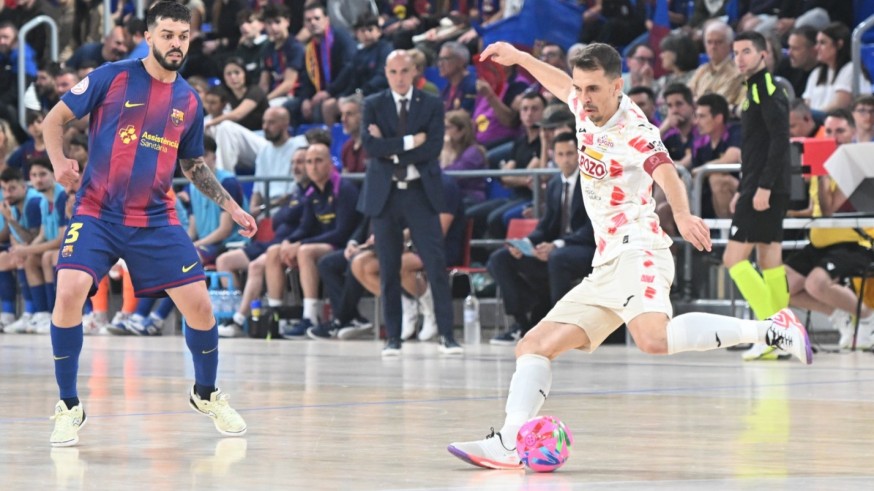 El espíritu de ElPozo no basta ante el Barça (4-3)