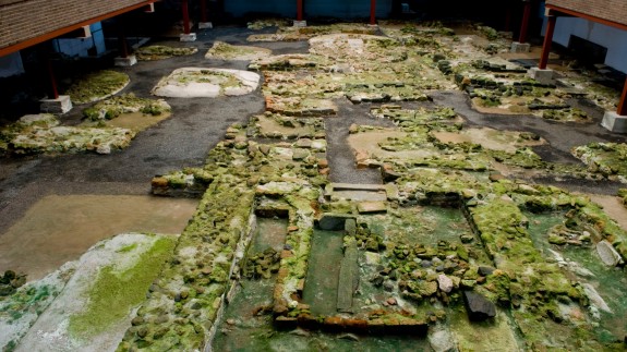 Necrópolis tardorromana sobre la que se asienta el Museo Arqueológico de Cartagena