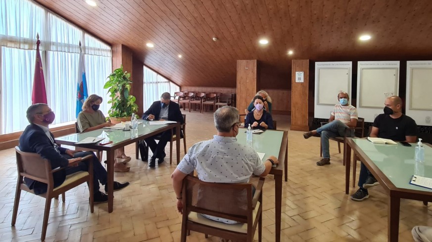 Reunión de la ministra Ribera con miembros de la plataforma SOS Mar Menor. MITECO