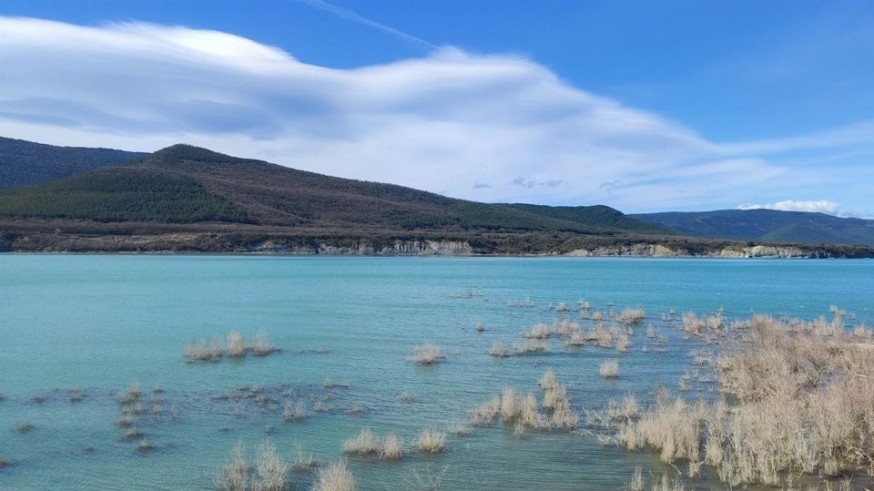 El Segura encamina el cierre de año hidrológico con unas reservas excepcionales y supera en porcentaje al Ebro y al Júcar